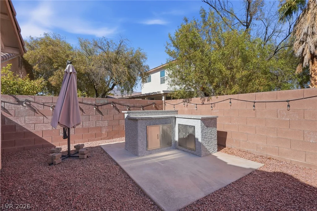 8432 Warthen Meadows, Las Vegas, NV 89131
