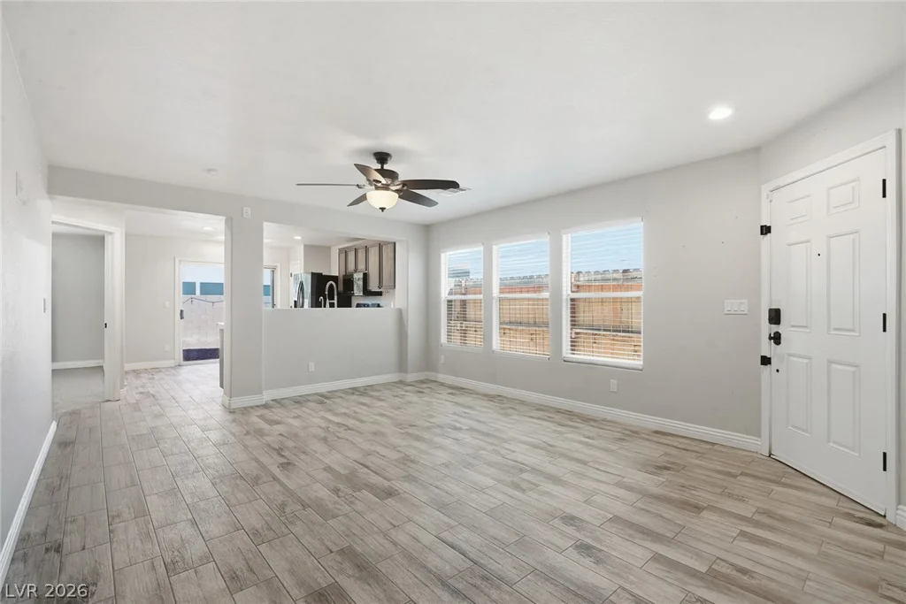 8432 Warthen Meadows, Las Vegas, NV 89131