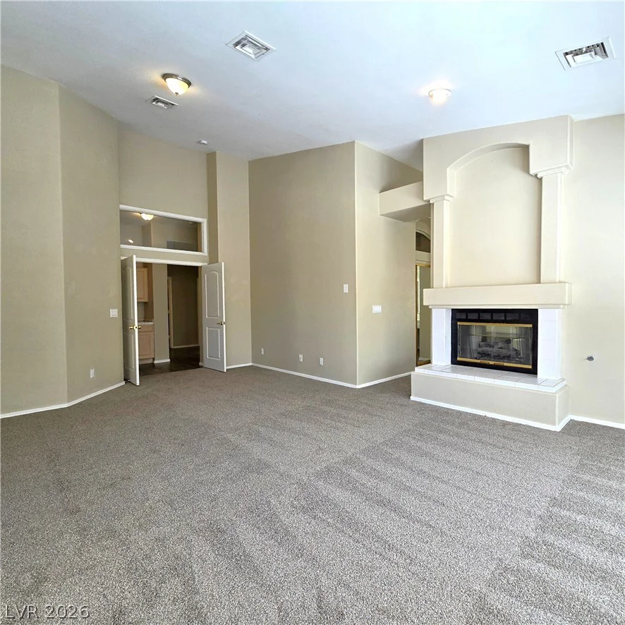 1445 Castle Crest, Las Vegas, NV 89117