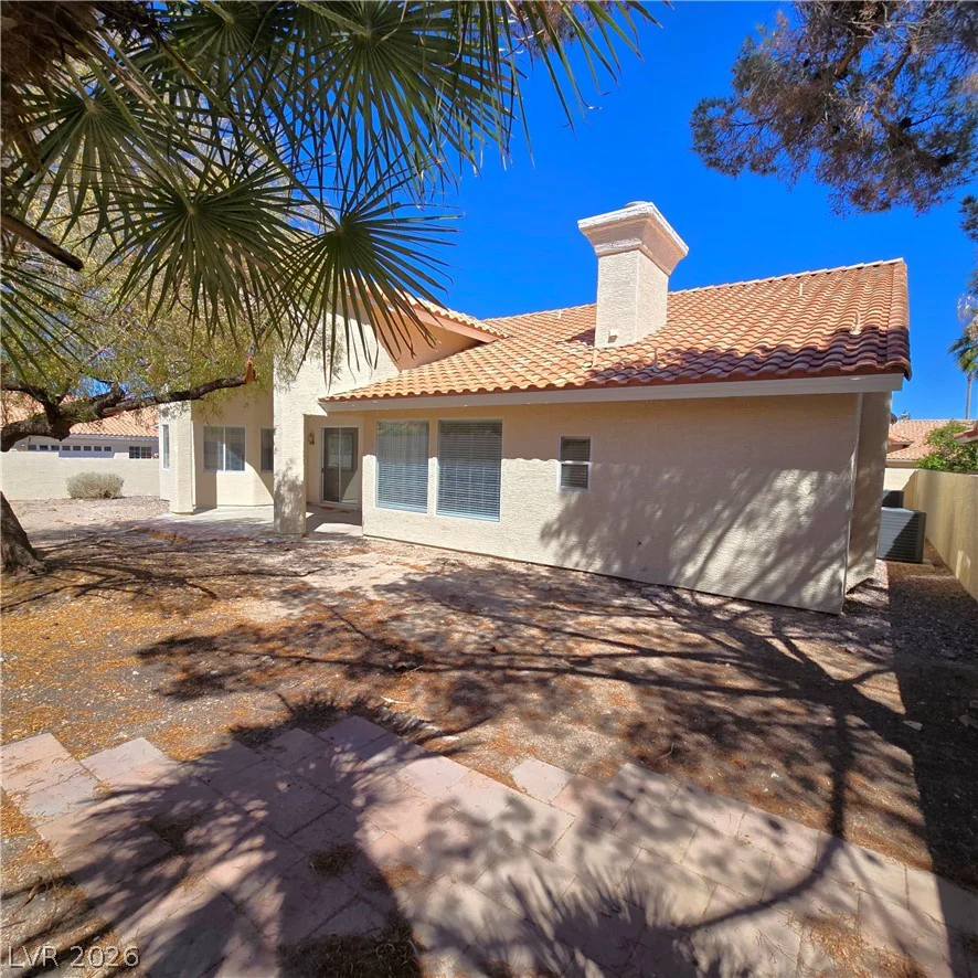 1445 Castle Crest, Las Vegas, NV 89117