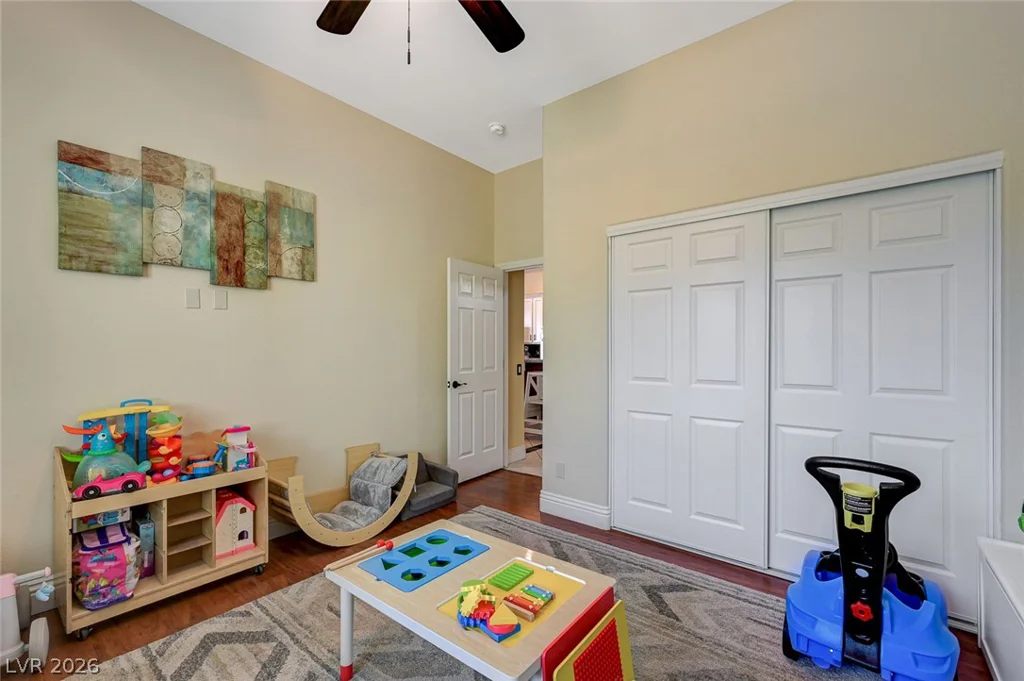 10800 Cedar Forest, Las Vegas, NV 89144