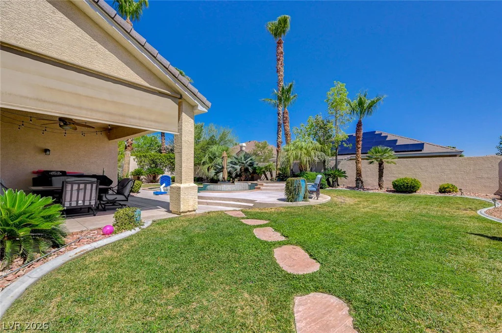 10800 Cedar Forest, Las Vegas, NV 89144