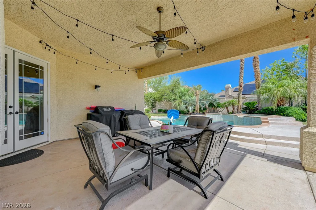 10800 Cedar Forest, Las Vegas, NV 89144