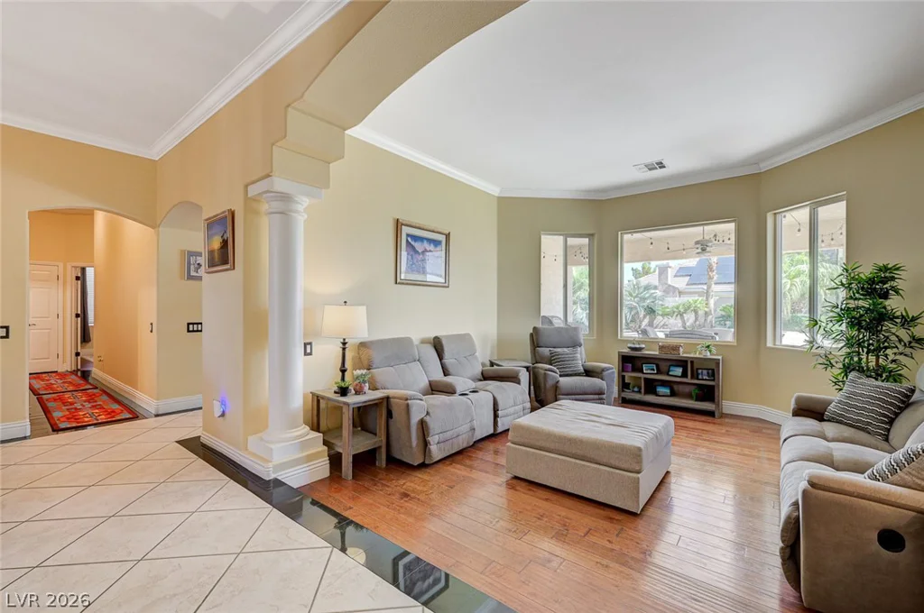 10800 Cedar Forest, Las Vegas, NV 89144