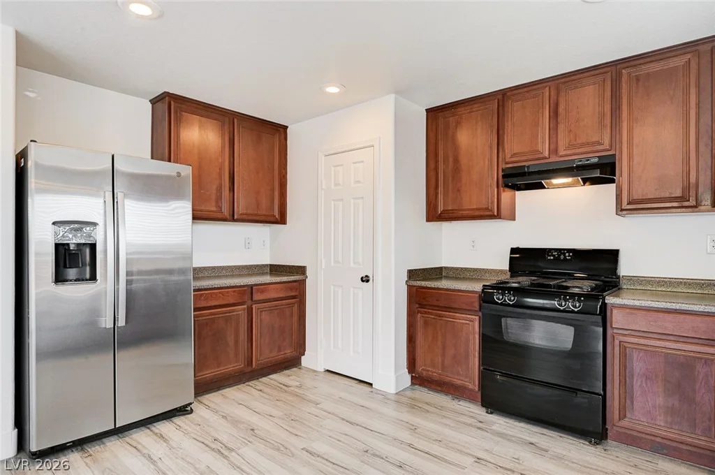 194 Gilliflower, Las Vegas, NV 89183