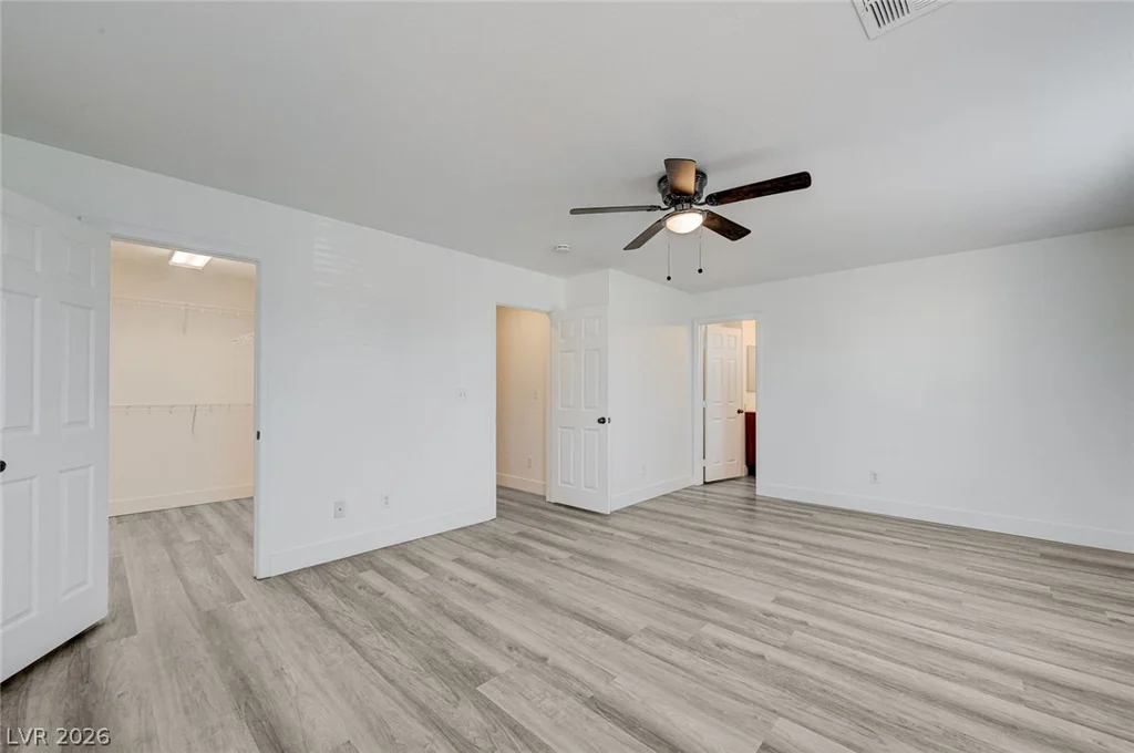 194 Gilliflower, Las Vegas, NV 89183
