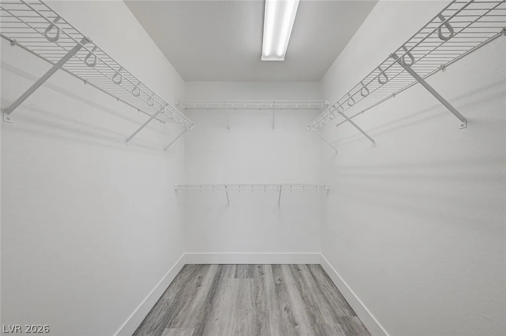 194 Gilliflower, Las Vegas, NV 89183