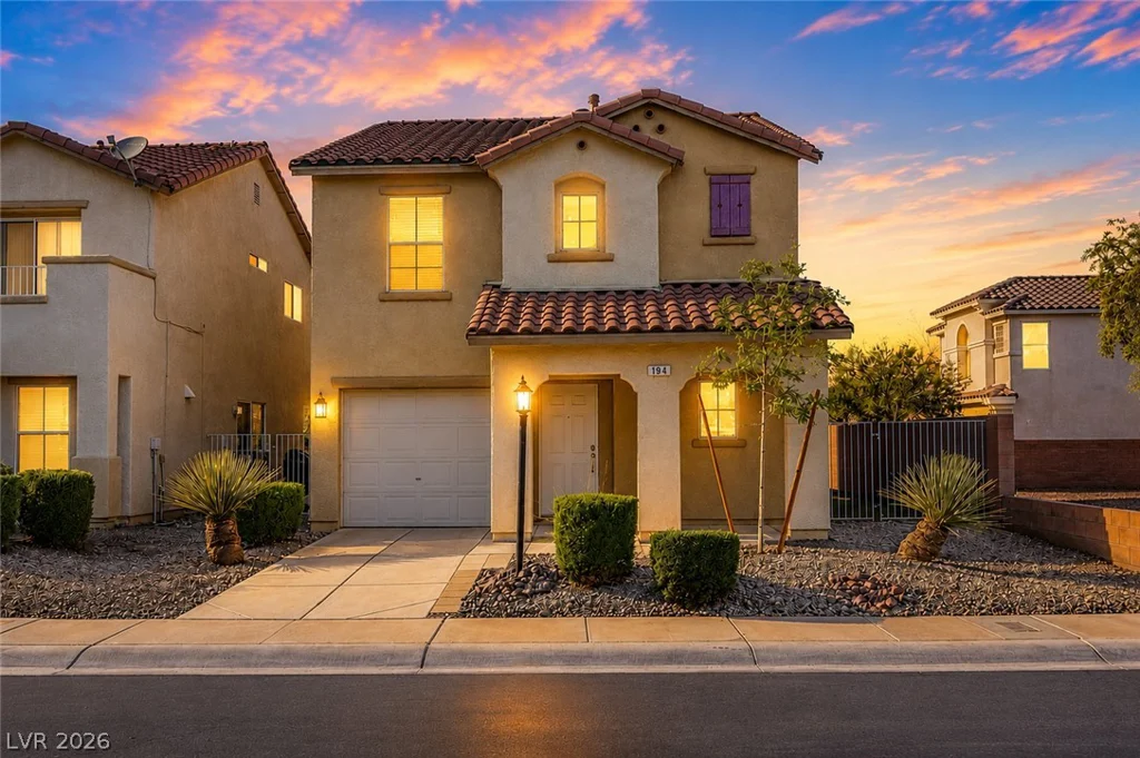 194 Gilliflower, Las Vegas, NV 89183