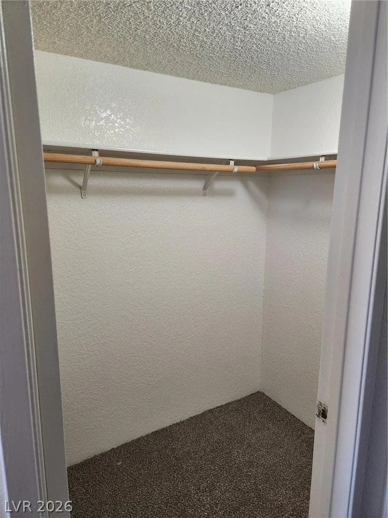 5261 Mission Carmel, Las Vegas, NV 89107