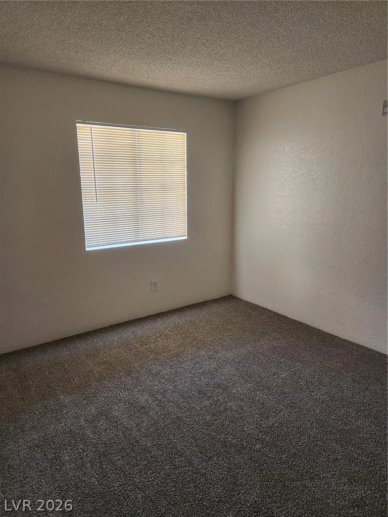 5261 Mission Carmel, Las Vegas, NV 89107