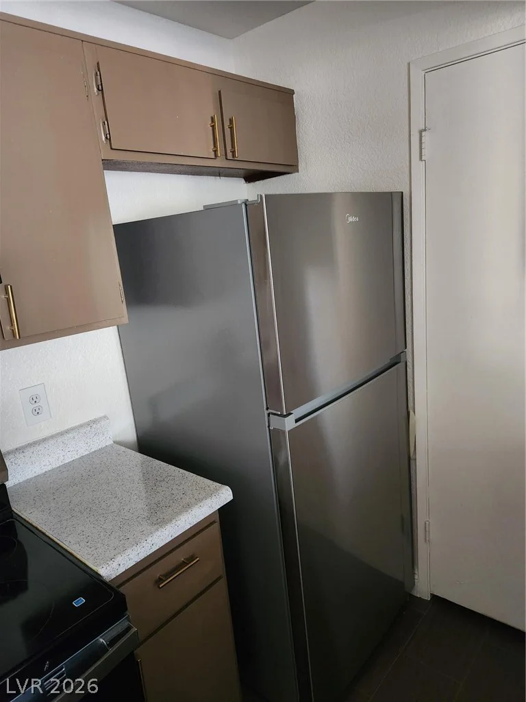 5261 Mission Carmel, Las Vegas, NV 89107
