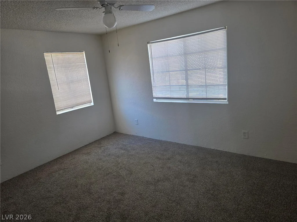 5261 Mission Carmel, Las Vegas, NV 89107