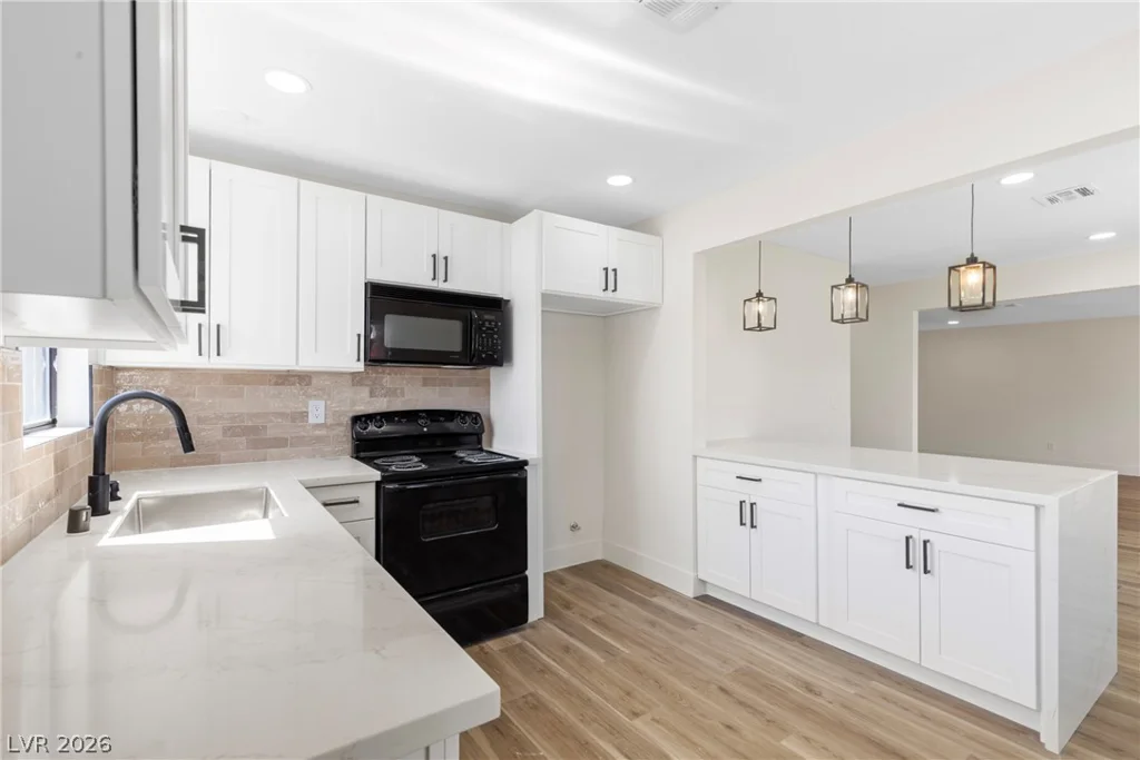 30 Victory, Henderson, NV 89015
