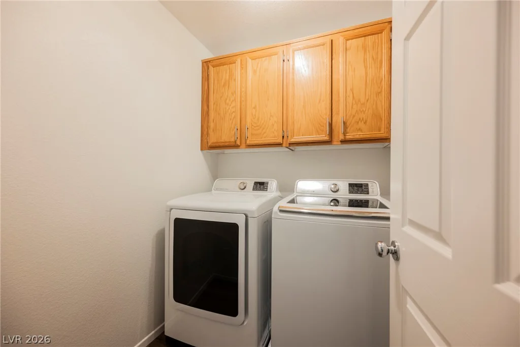 445 Royal Bridge, Las Vegas, NV 89178