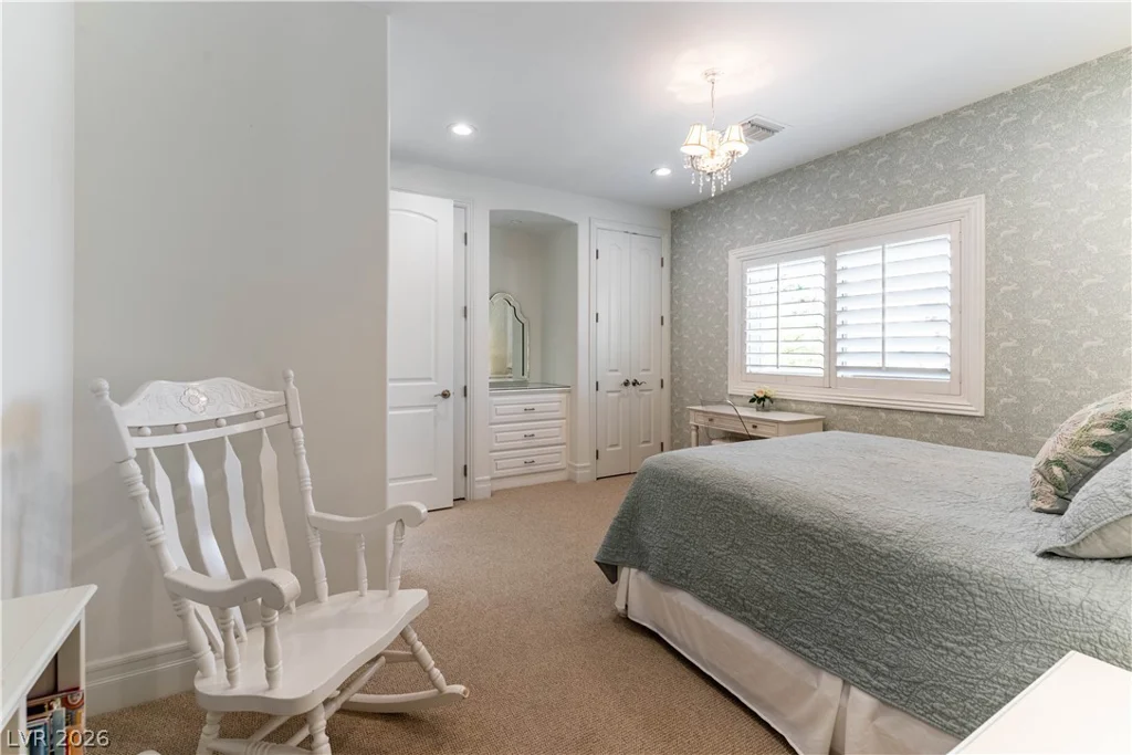 10100 Cresent Mesa, Las Vegas, NV 89145
