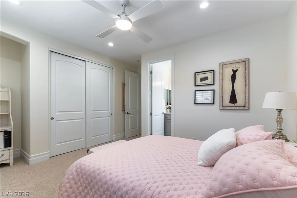 10100 Cresent Mesa, Las Vegas, NV 89145