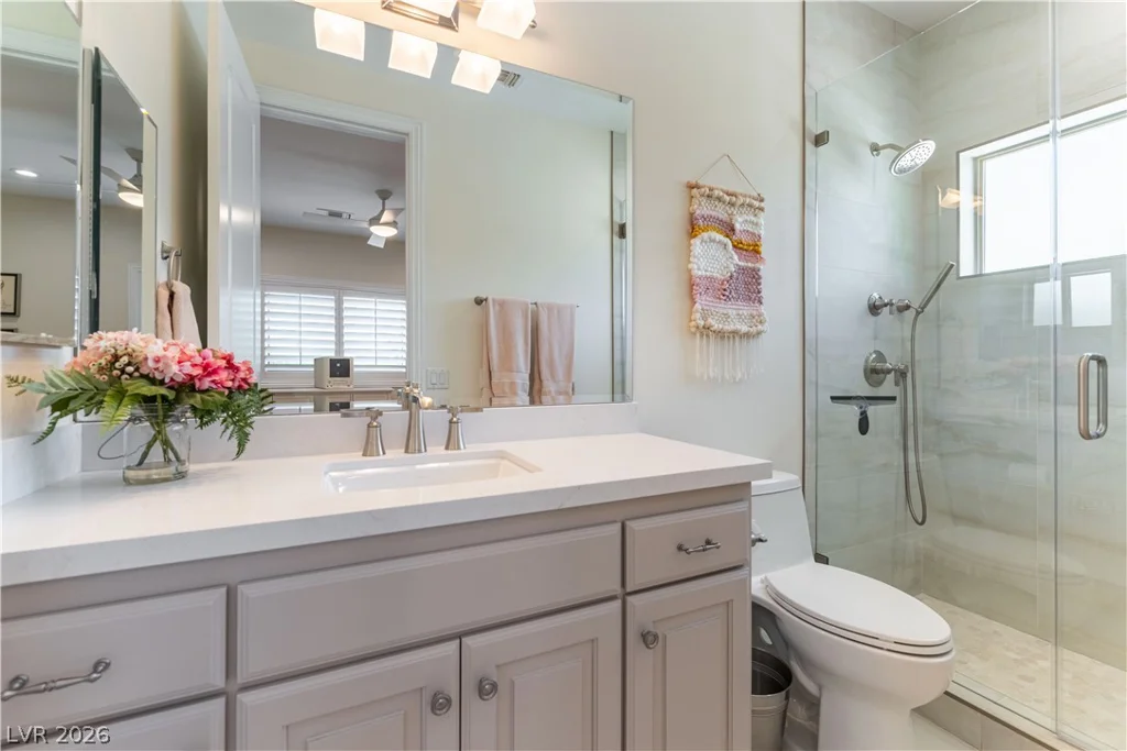 10100 Cresent Mesa, Las Vegas, NV 89145