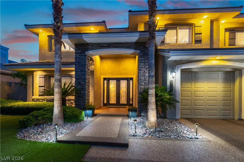 10100 Cresent Mesa, Las Vegas, NV 89145