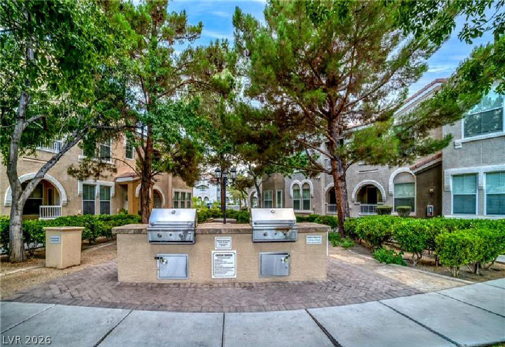 10001 Peace, Las Vegas, NV 89147