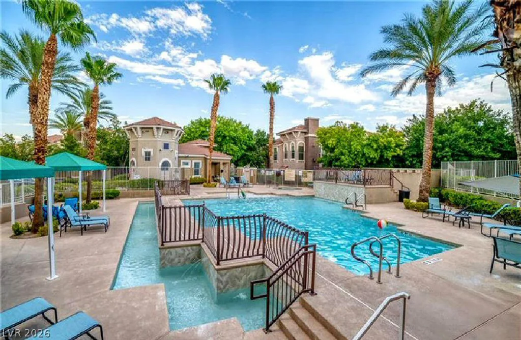 10001 Peace, Las Vegas, NV 89147
