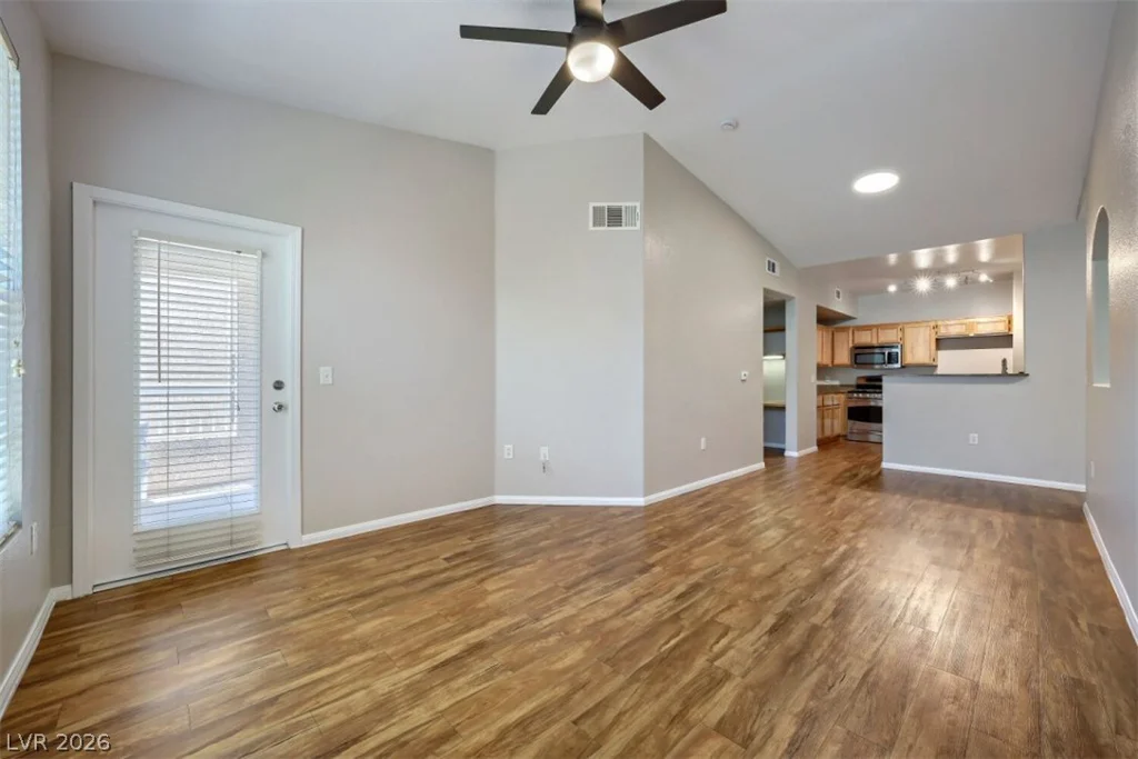 10001 Peace, Las Vegas, NV 89147