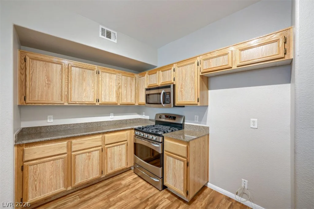 10001 Peace, Las Vegas, NV 89147