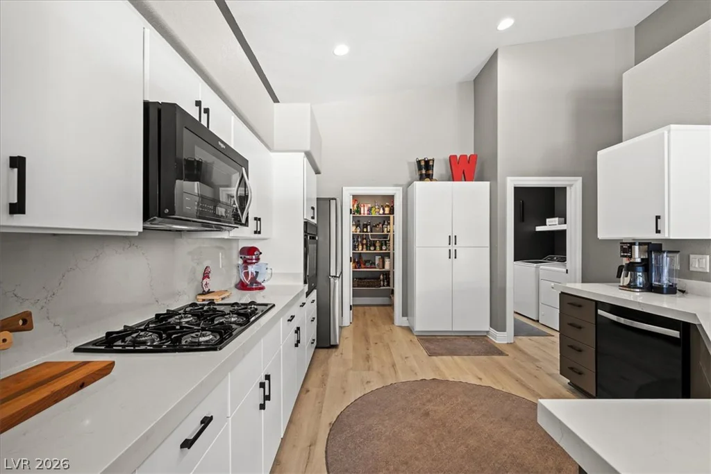 6717 Hawthorne Creek, Las Vegas, NV 89131