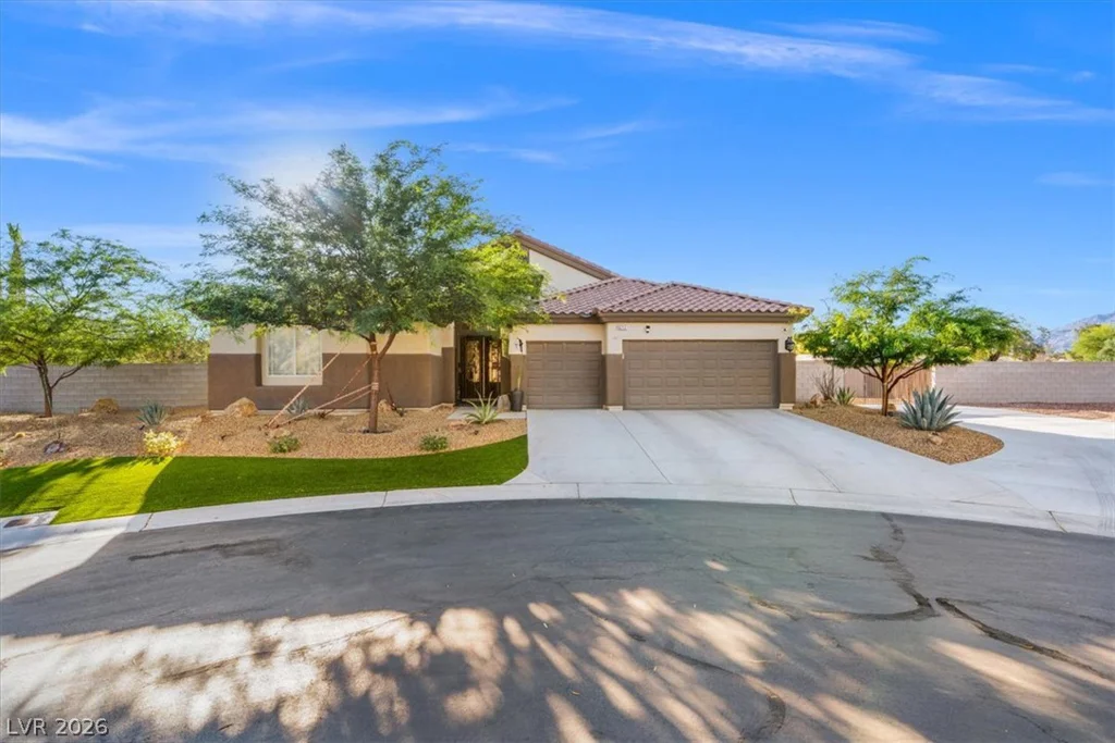 6717 Hawthorne Creek, Las Vegas, NV 89131