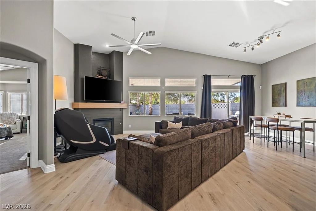 6717 Hawthorne Creek, Las Vegas, NV 89131