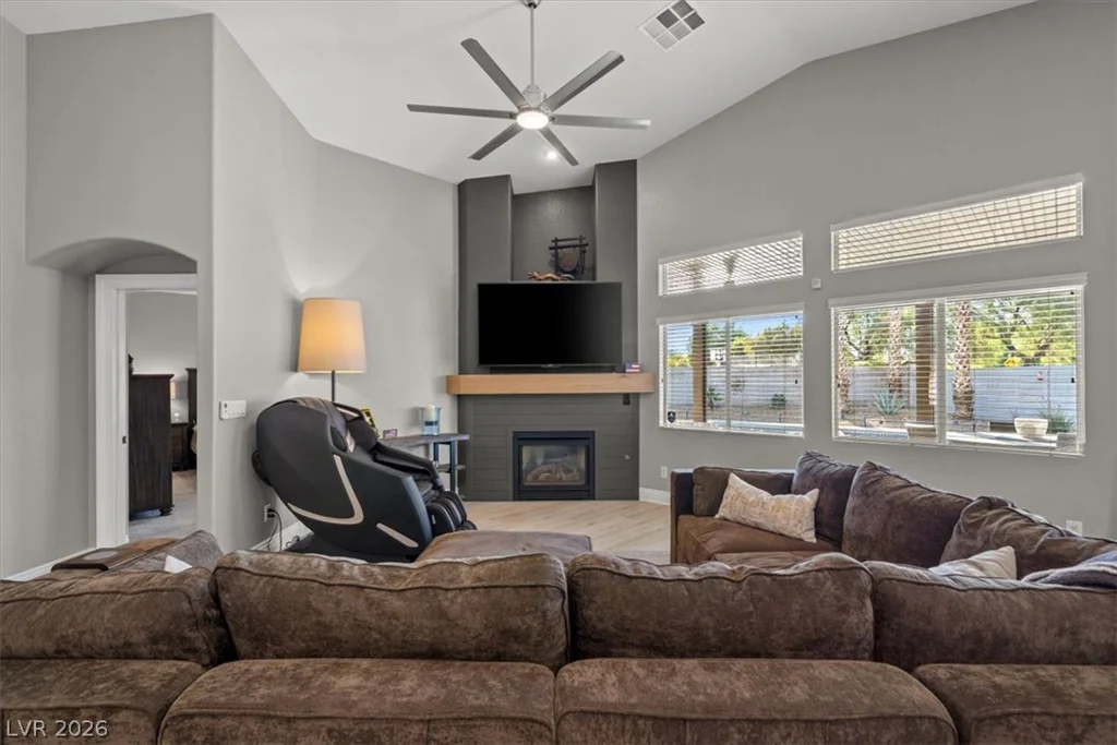 6717 Hawthorne Creek, Las Vegas, NV 89131