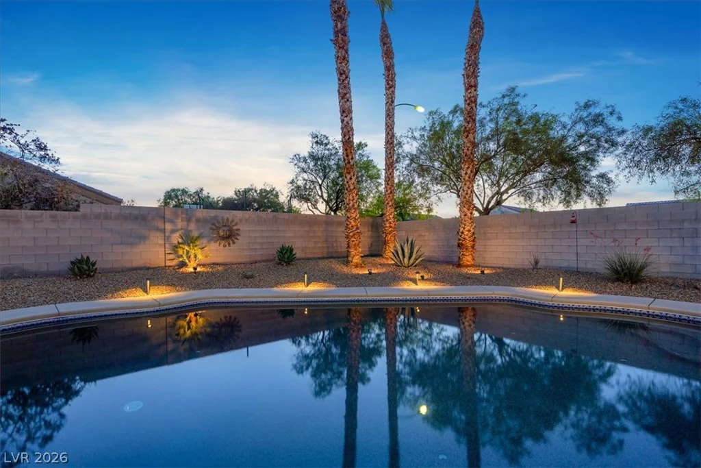 6717 Hawthorne Creek, Las Vegas, NV 89131