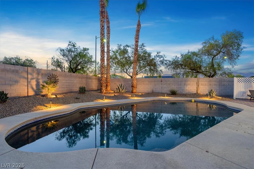 6717 Hawthorne Creek, Las Vegas, NV 89131