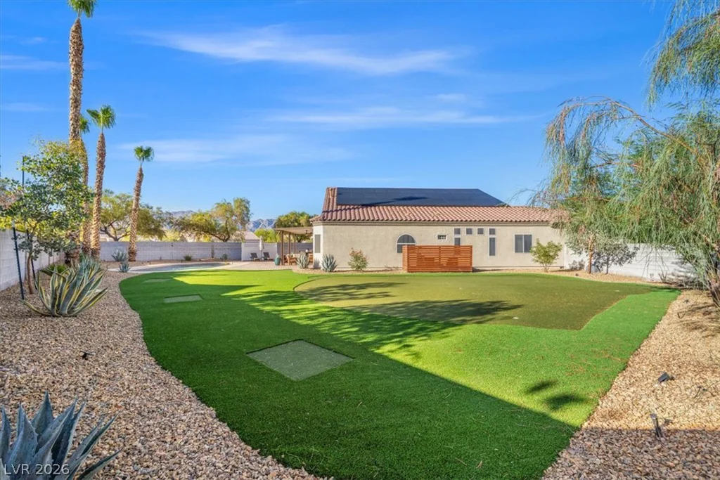 6717 Hawthorne Creek, Las Vegas, NV 89131