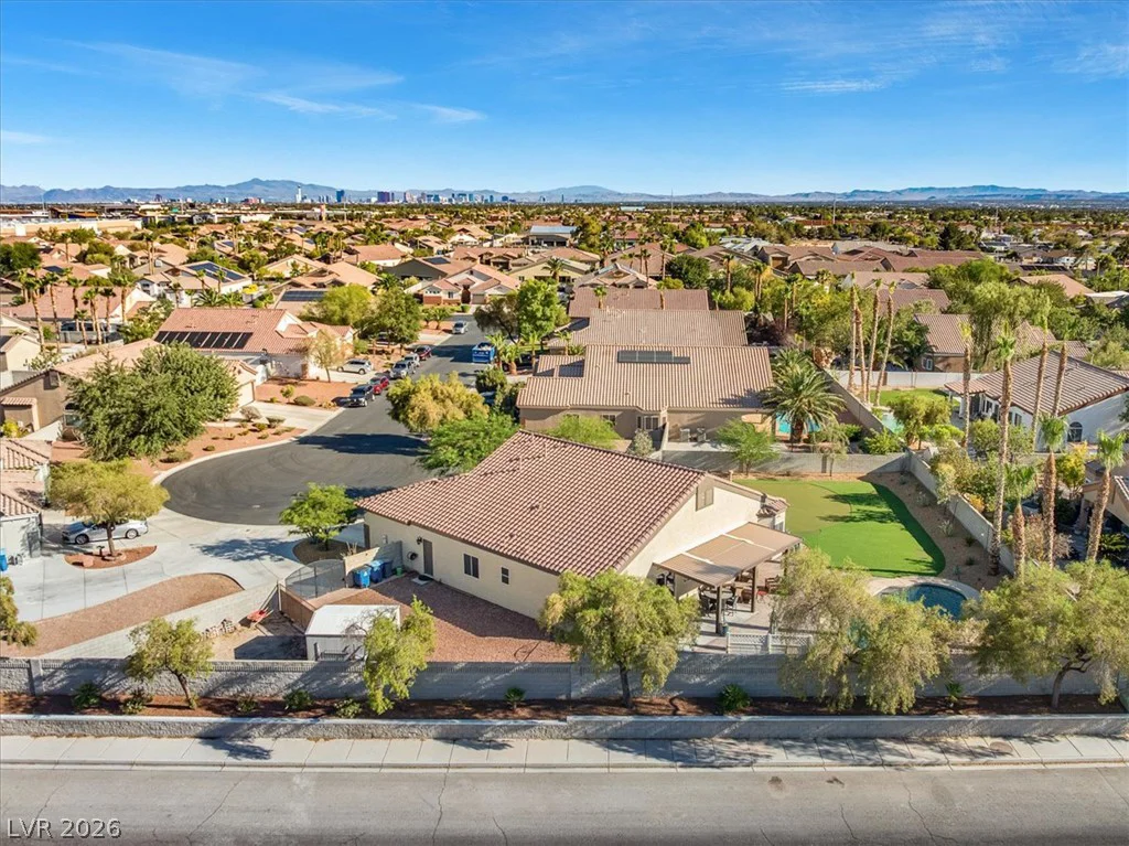 6717 Hawthorne Creek, Las Vegas, NV 89131
