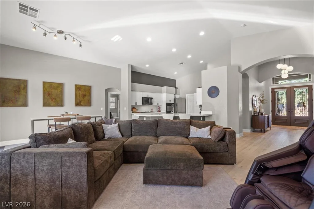 6717 Hawthorne Creek, Las Vegas, NV 89131