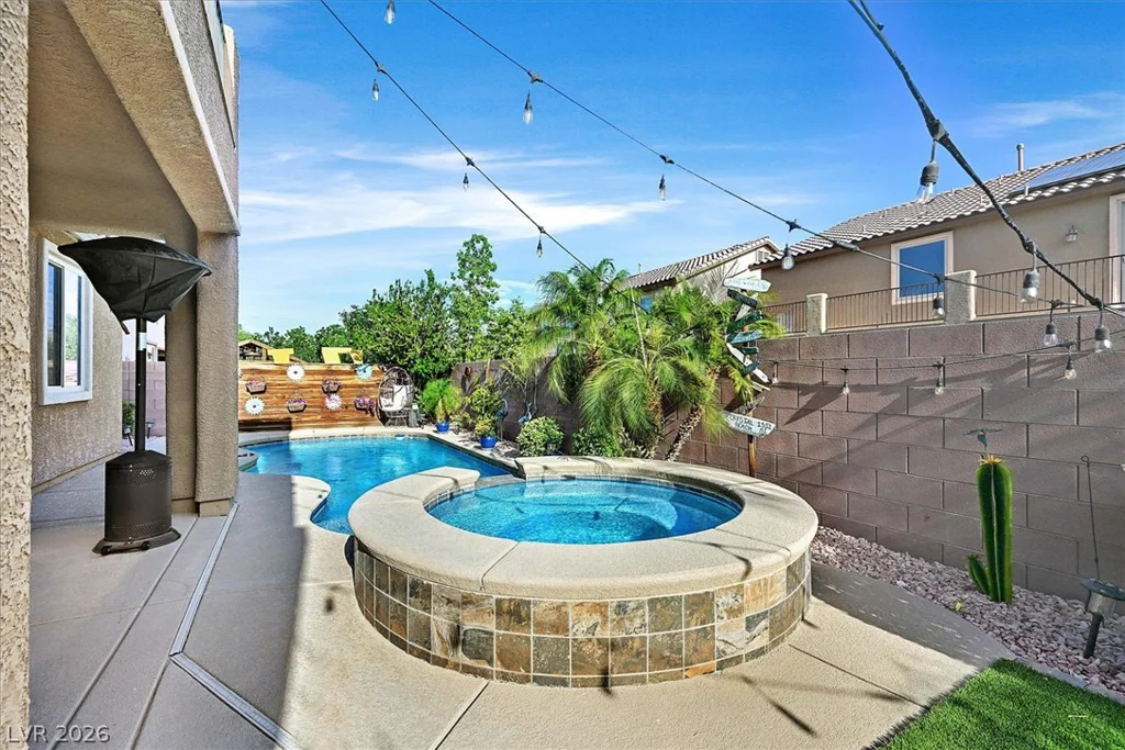 6565 Mission Crest, Las Vegas, NV 89131