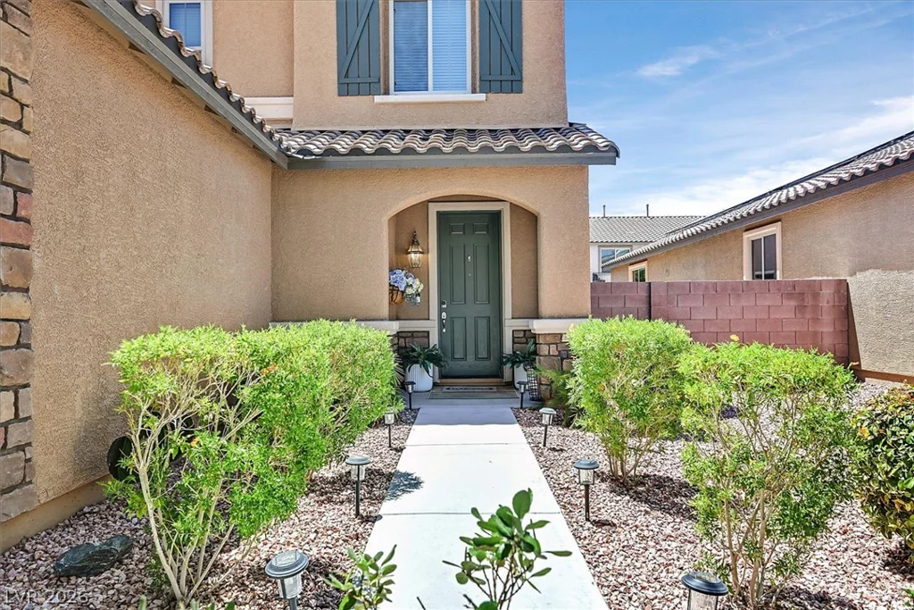 6565 Mission Crest, Las Vegas, NV 89131