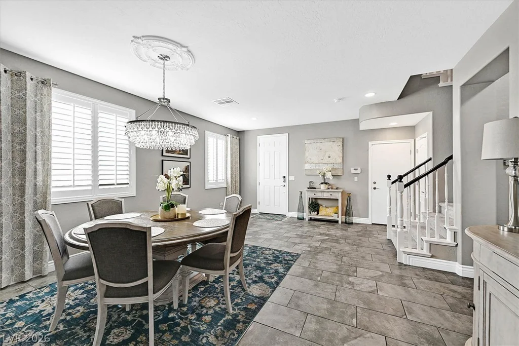 6565 Mission Crest, Las Vegas, NV 89131