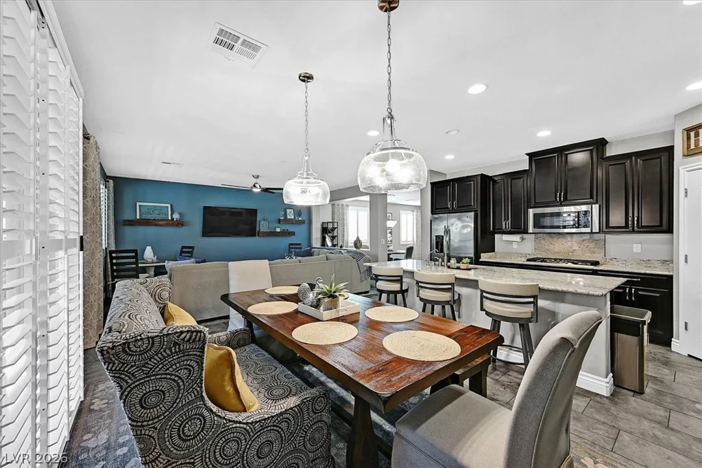 6565 Mission Crest, Las Vegas, NV 89131