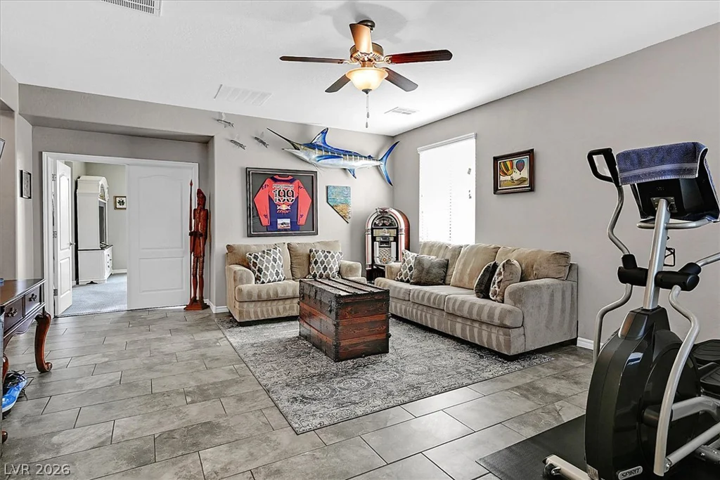 6565 Mission Crest, Las Vegas, NV 89131