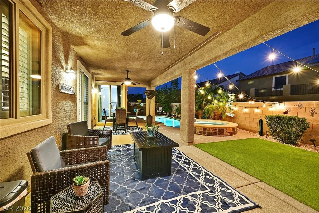 6565 Mission Crest, Las Vegas, NV 89131
