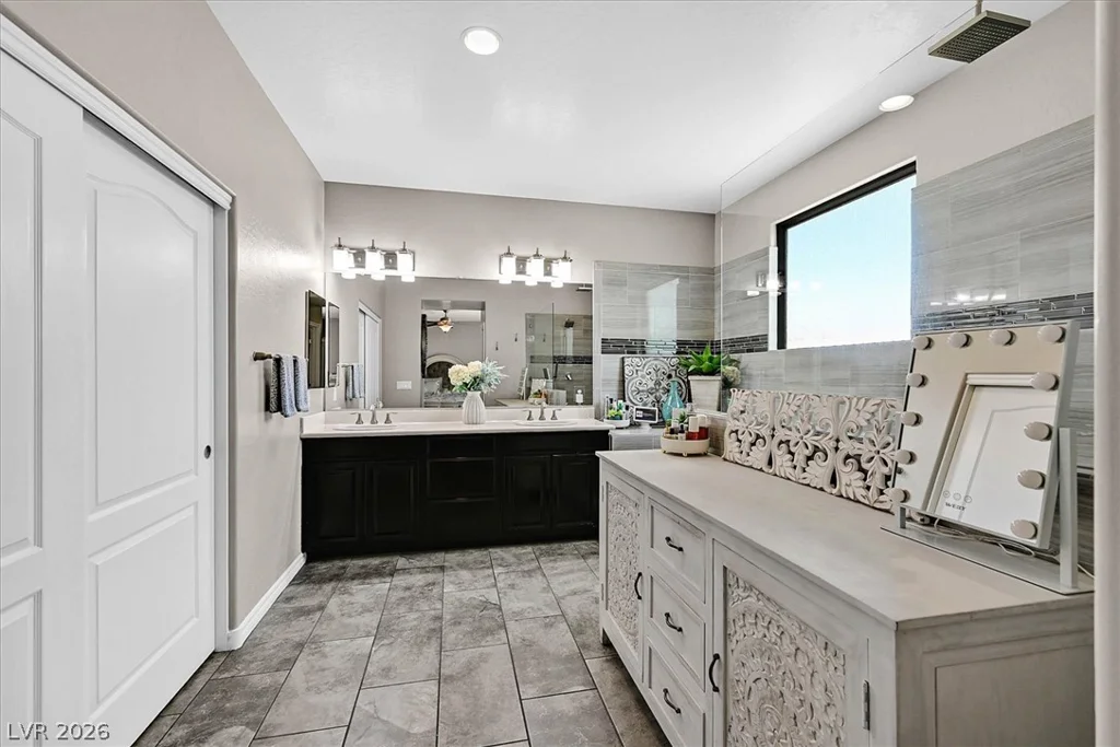 6565 Mission Crest, Las Vegas, NV 89131