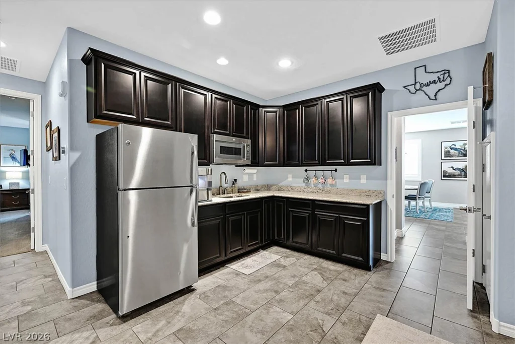 6565 Mission Crest, Las Vegas, NV 89131