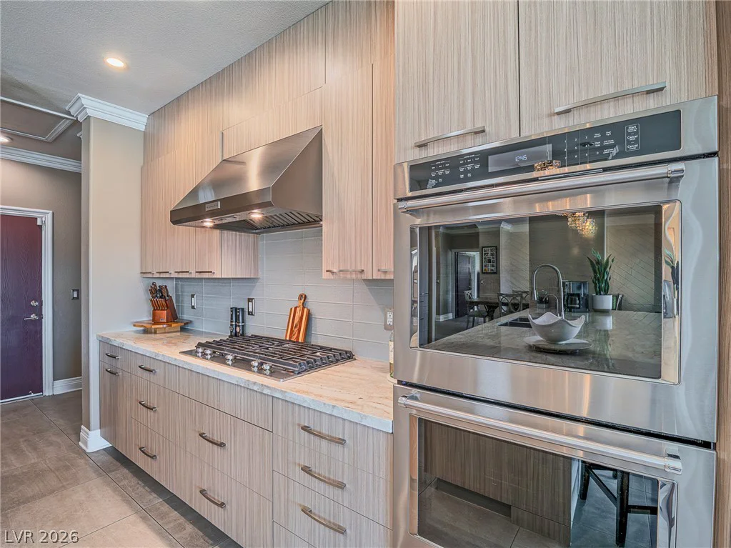 1999 Oliver Springs, Henderson, NV 89052