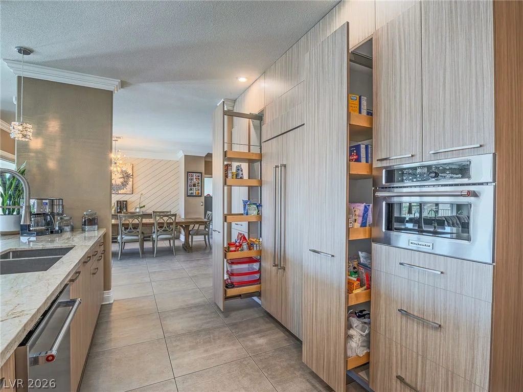 1999 Oliver Springs, Henderson, NV 89052