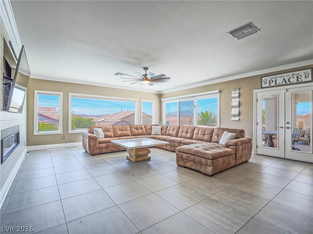 1999 Oliver Springs, Henderson, NV 89052