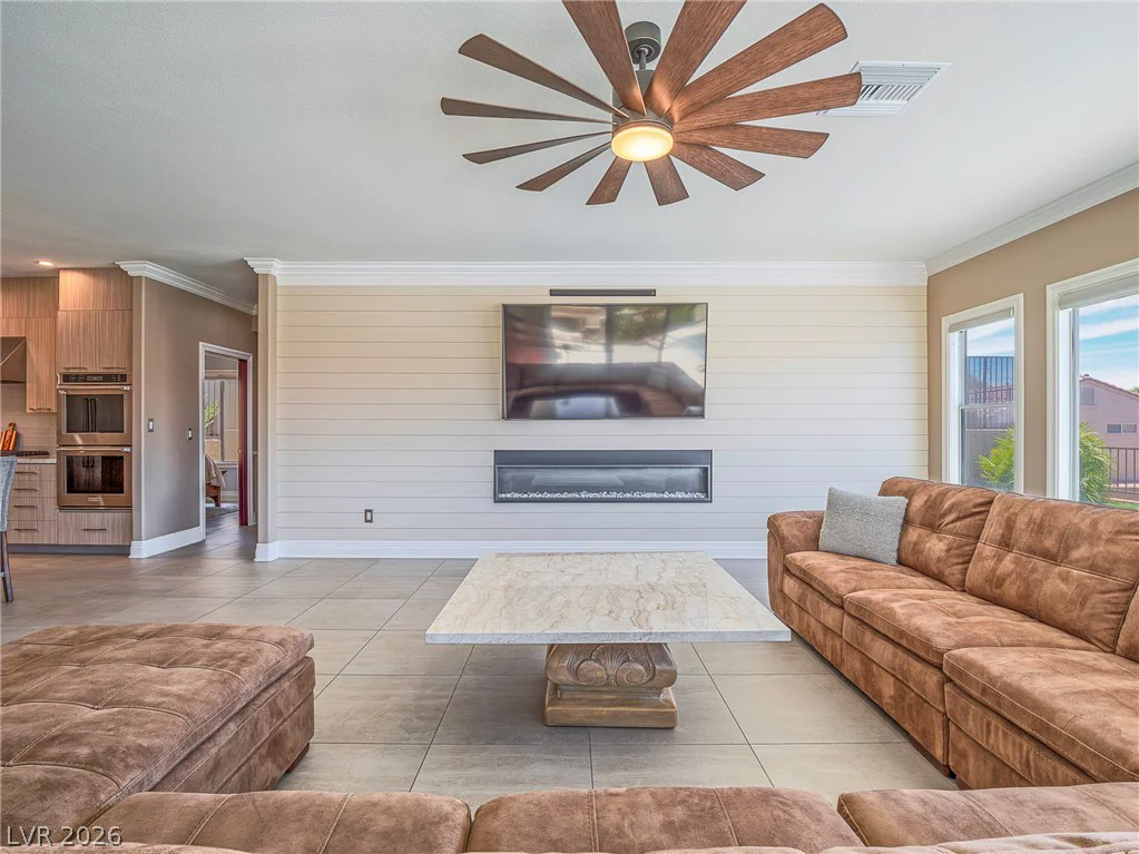 1999 Oliver Springs, Henderson, NV 89052