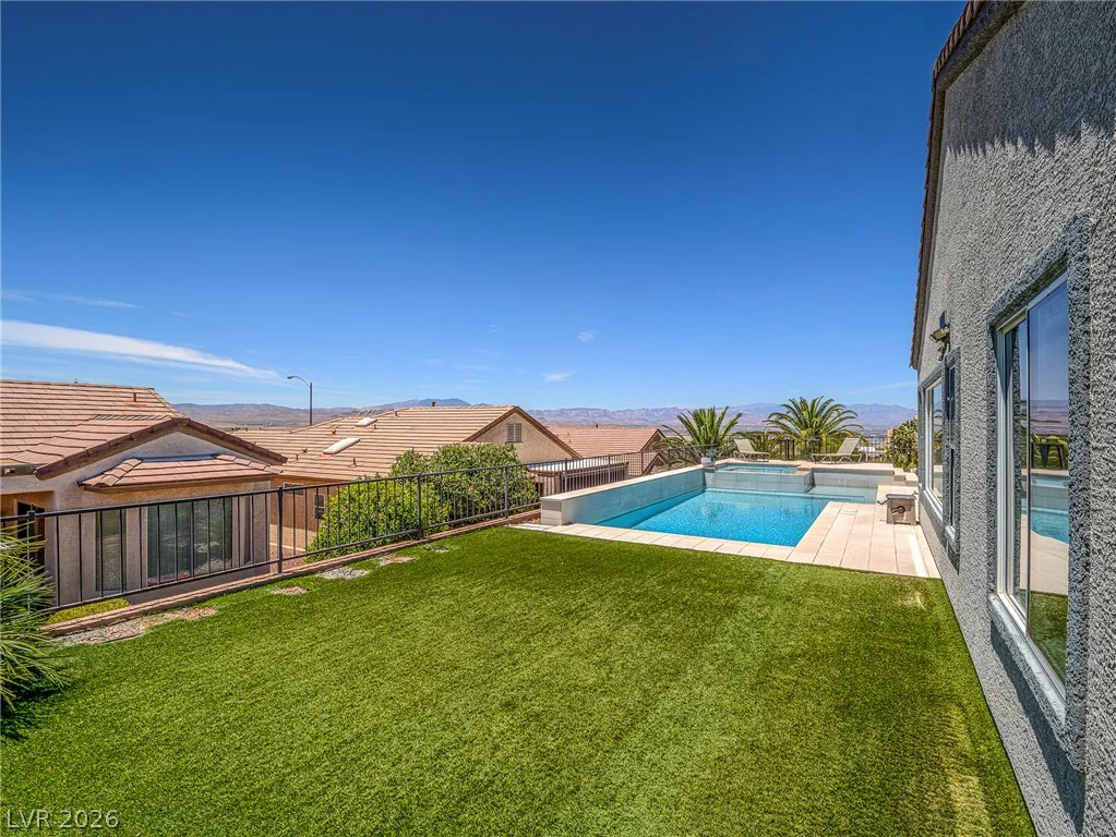 1999 Oliver Springs, Henderson, NV 89052