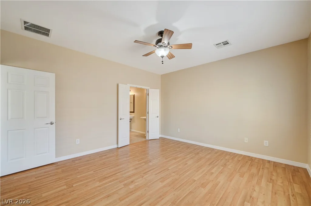 2416 Great Auk, North Las Vegas, NV 89084