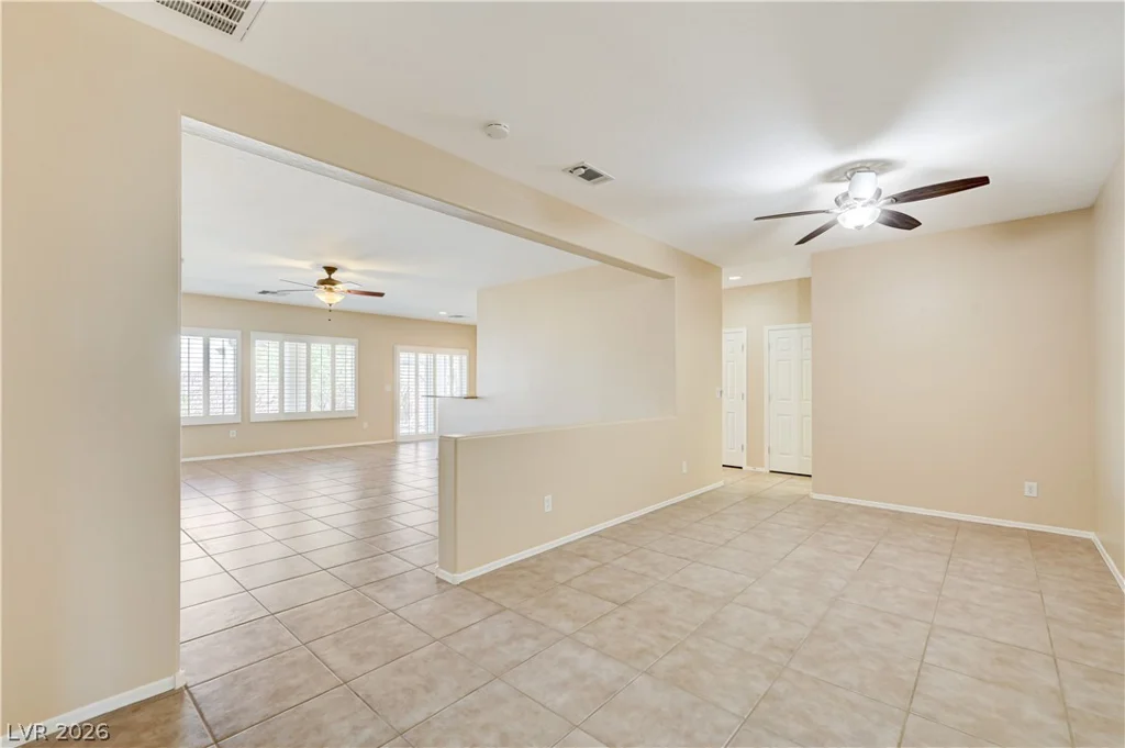 2416 Great Auk, North Las Vegas, NV 89084